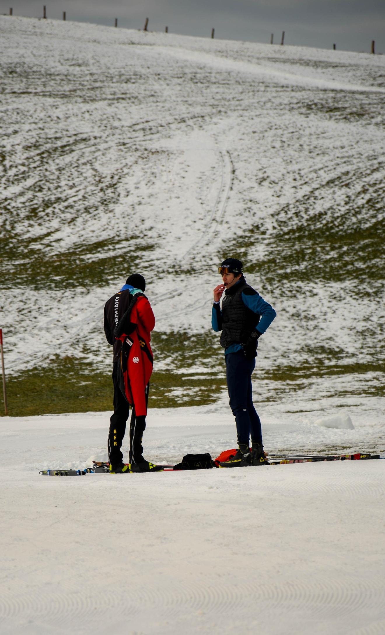 Mit dem Trainer der Piste