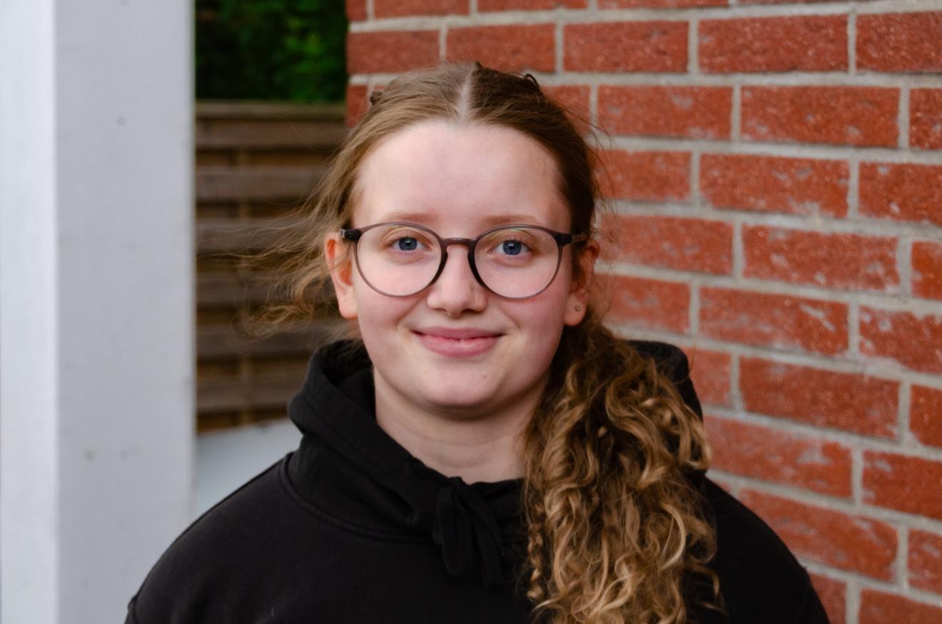 Emma, 20, aus Paderborn, wünscht sich mehr Verlässlichkeit und klare Positionen von den Parteien der politischen Mitte.