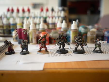 Eine Auswahl an verschiedenen Tabletop-Figuren