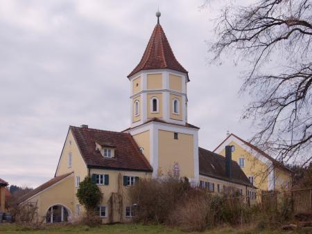 Schloss Blumenthal – ein Ort voller Geschichte, Kultur und Gemeinschaft im Herzen Bayerns.